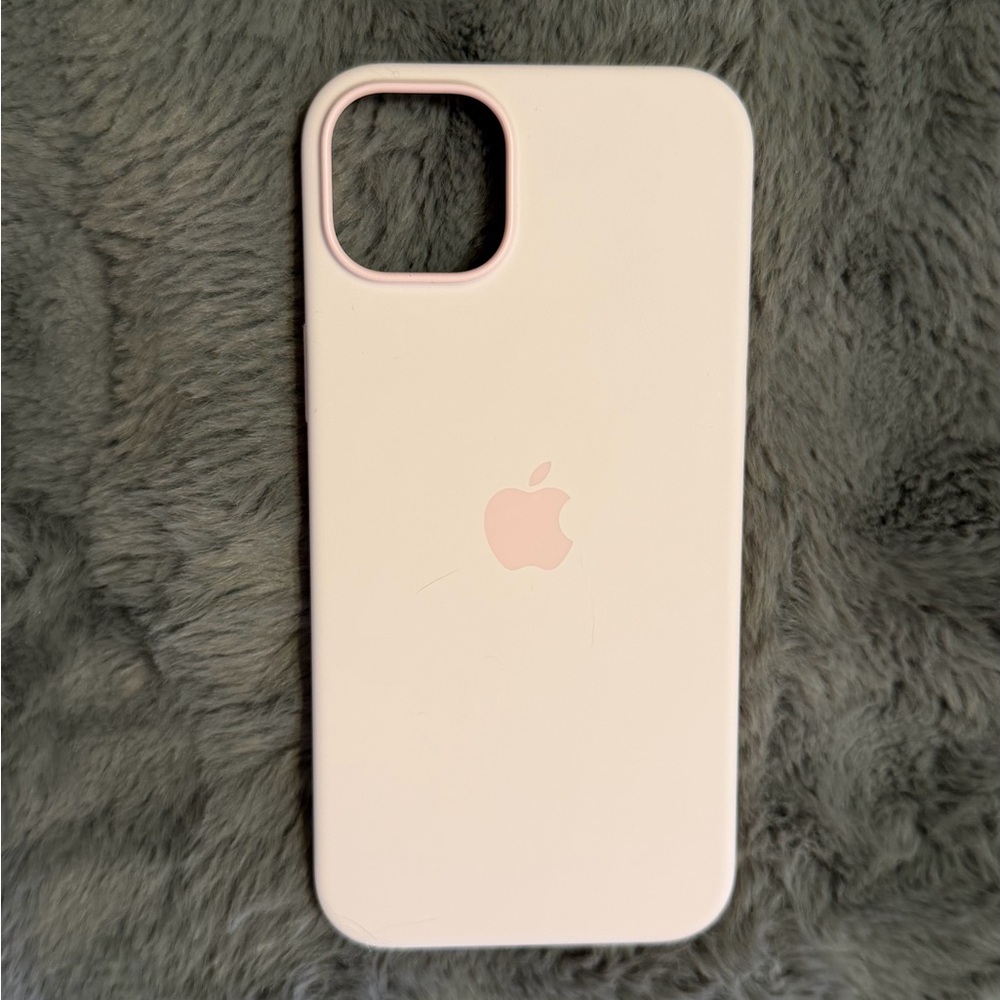 iPhone 15 Plus Pale Pink Apple Pink Silicone iPhone Case